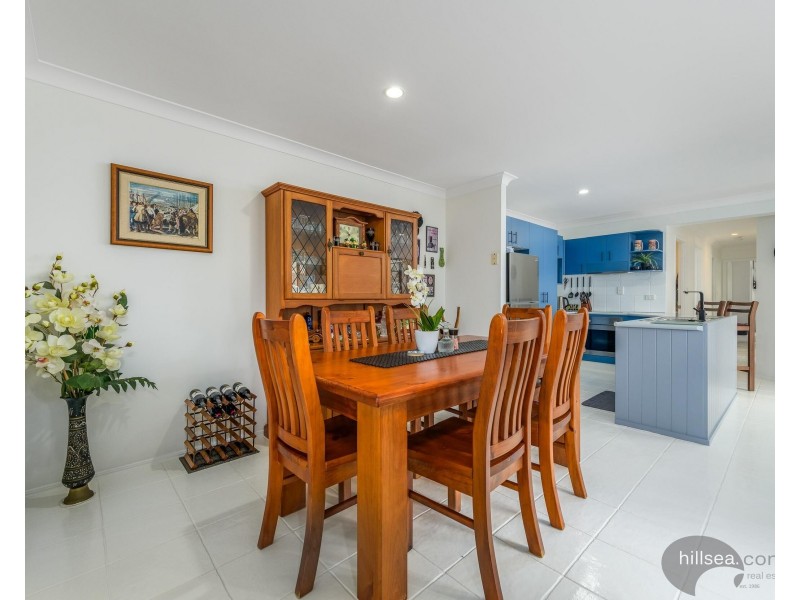 2/223 Turpin Road, Labrador QLD 4215