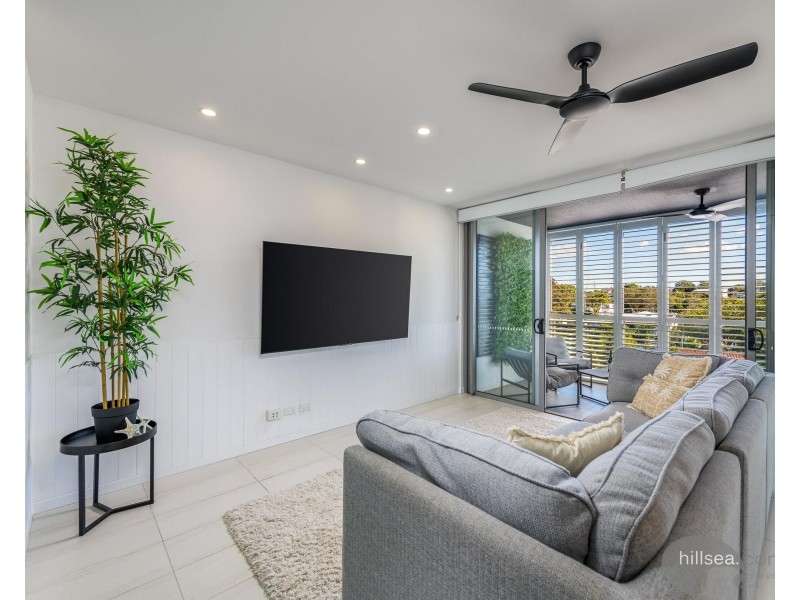 406/17 Bath Street, Labrador QLD 4215
