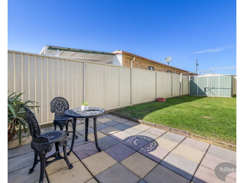 2/11 Beitz Avenue, Labrador QLD 4215