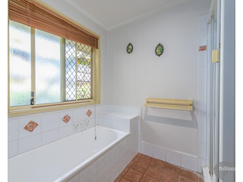 2 Longreef Crescent, Parkwood QLD 4214