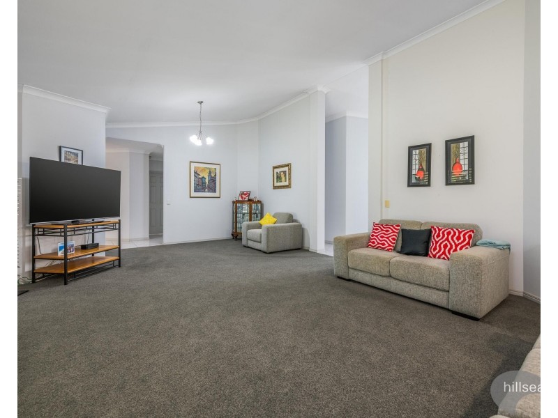 23 Pearson Close, Arundel QLD 4214