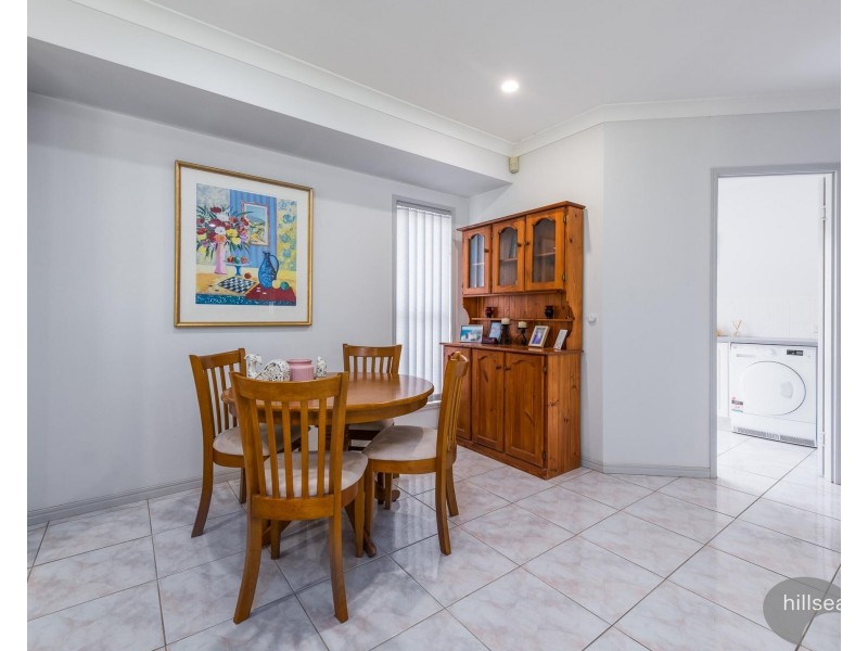 23 Pearson Close, Arundel QLD 4214