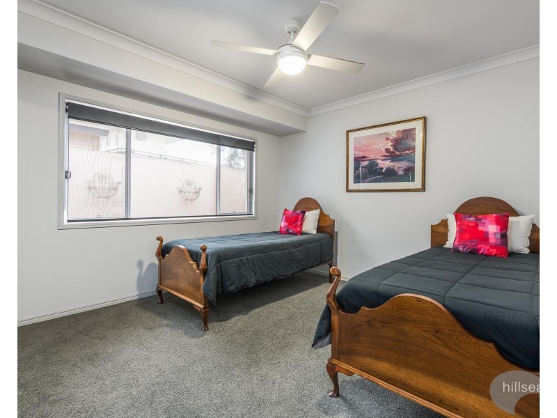 23 Pearson Close, Arundel QLD 4214