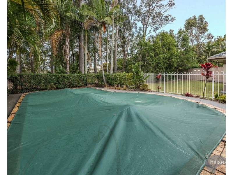 23 Pearson Close, Arundel QLD 4214