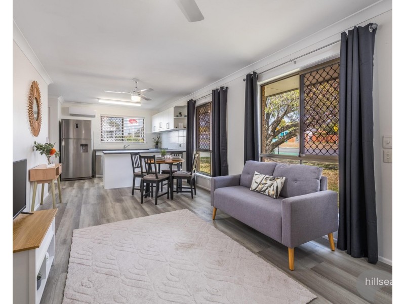 2/2 Gladys Street, Labrador QLD 4215