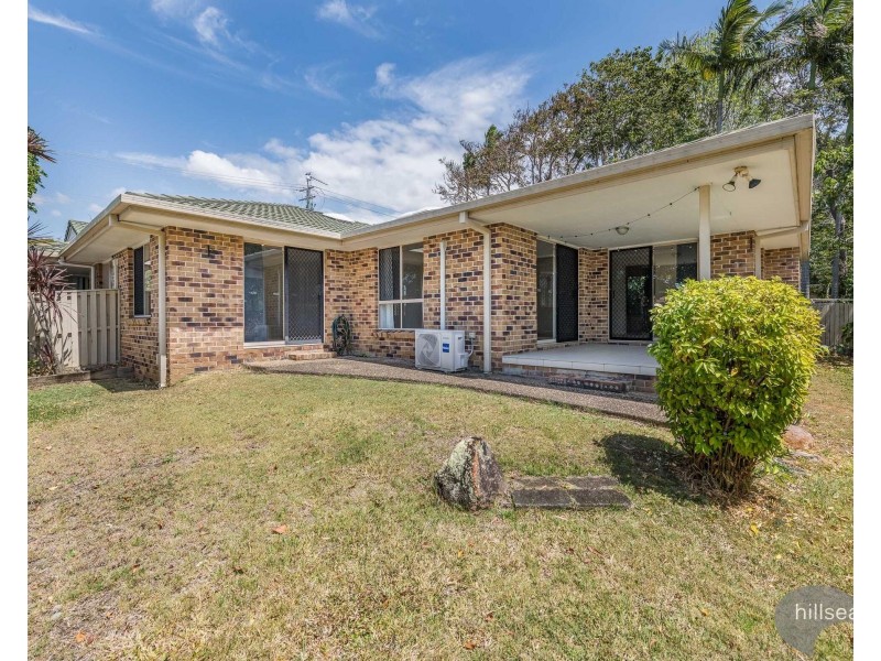2/161 Whiting Street, Labrador QLD 4215