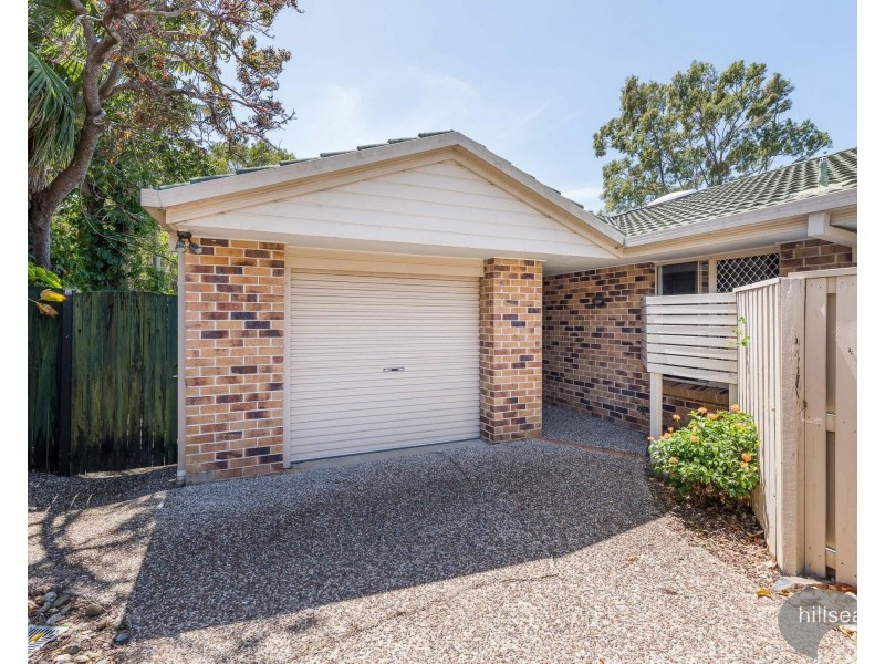2/161 Whiting Street, Labrador QLD 4215