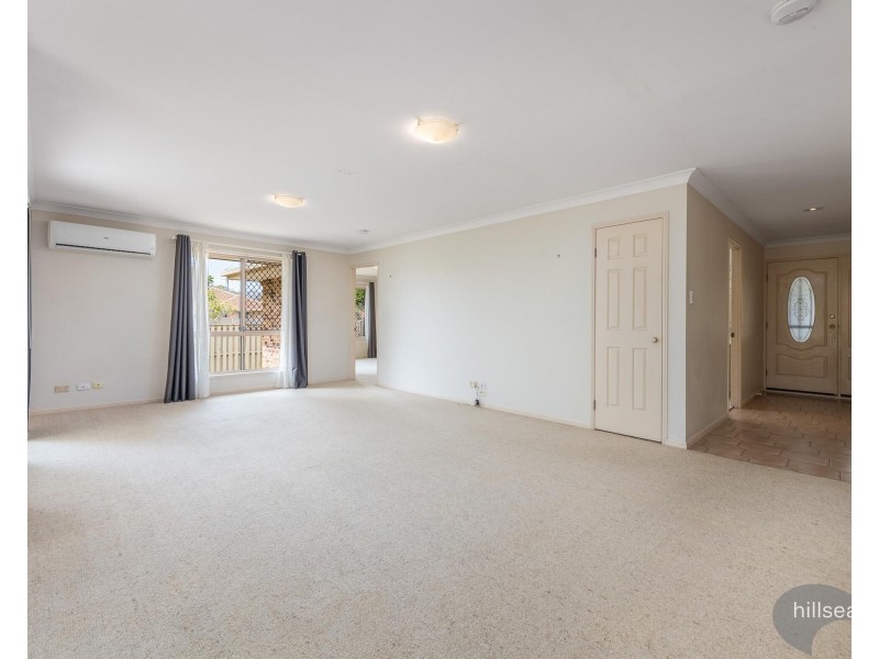 2/161 Whiting Street, Labrador QLD 4215