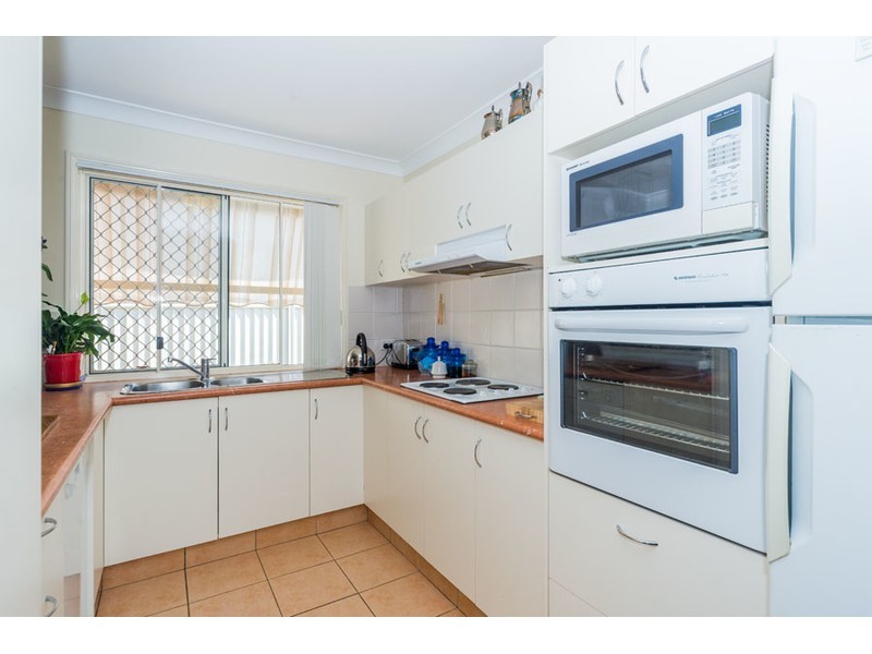 1/11 Tanias Place, Labrador QLD 4215