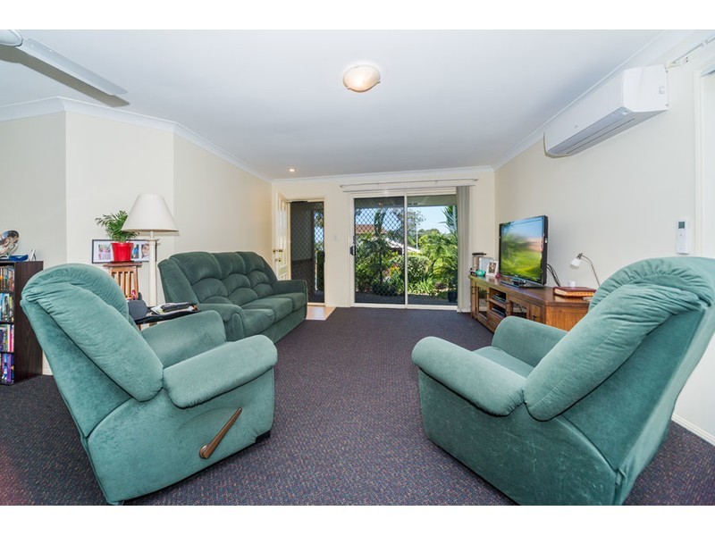 1/11 Tanias Place, Labrador QLD 4215