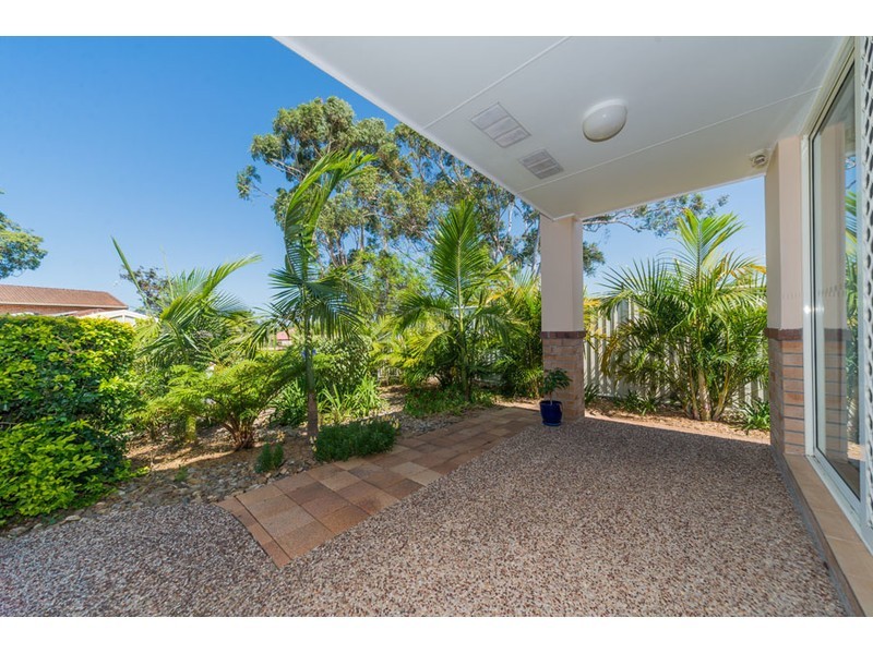 1/11 Tanias Place, Labrador QLD 4215