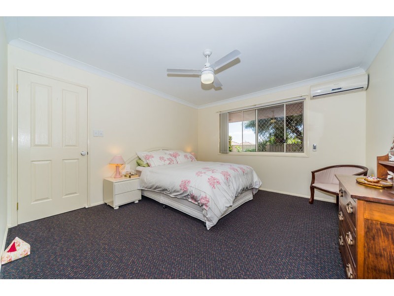 1/11 Tanias Place, Labrador QLD 4215