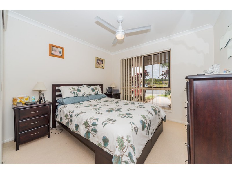 5 Pro Hart Place, Coombabah QLD 4216