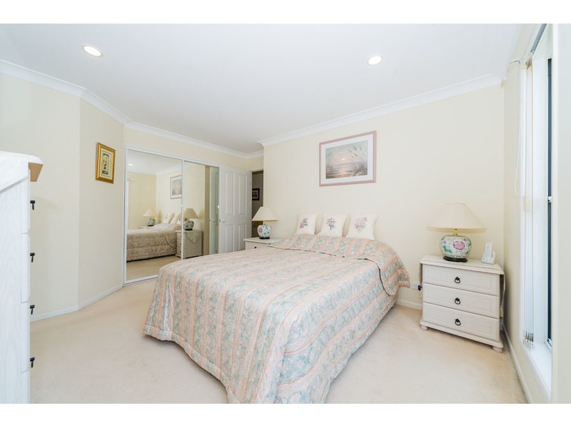 3 Jordana Street, Arundel QLD 4214