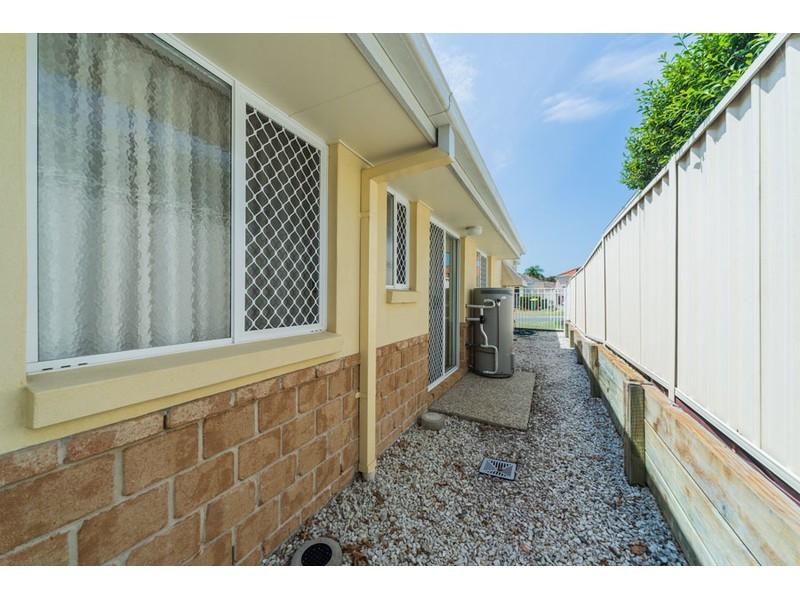 3 Jordana Street, Arundel QLD 4214