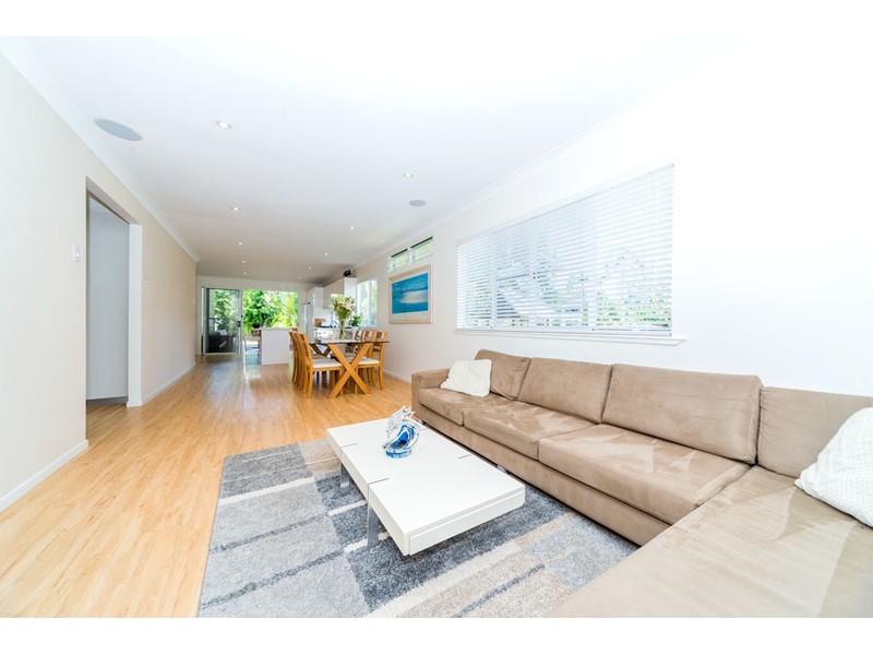 13 Harris Street, Labrador QLD 4215