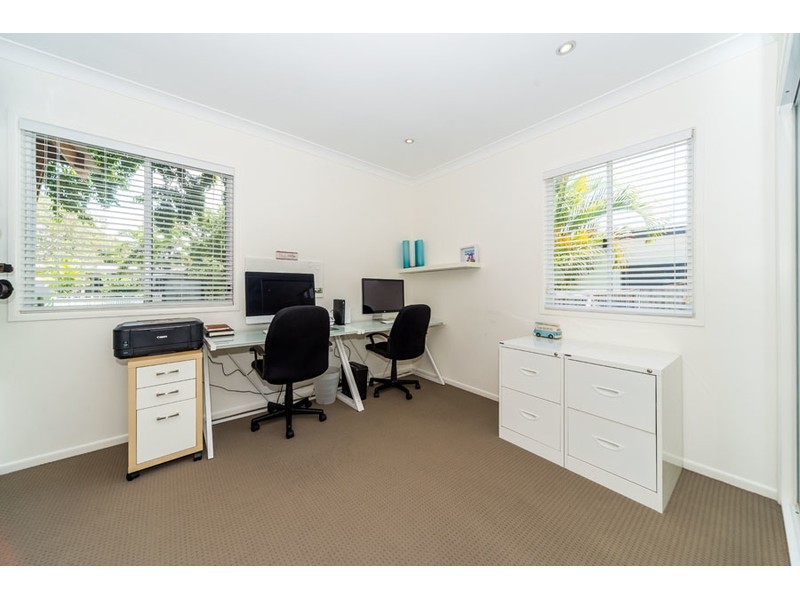 13 Harris Street, Labrador QLD 4215