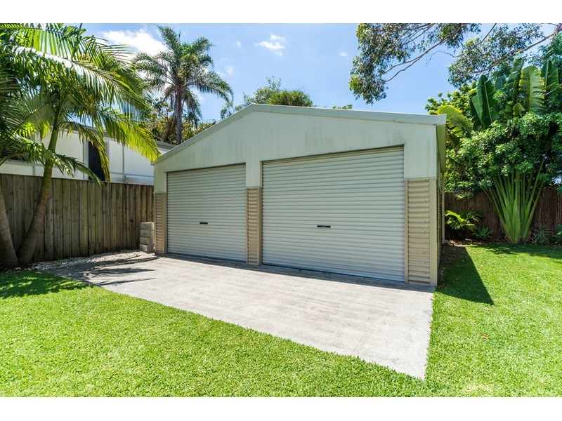 13 Harris Street, Labrador QLD 4215