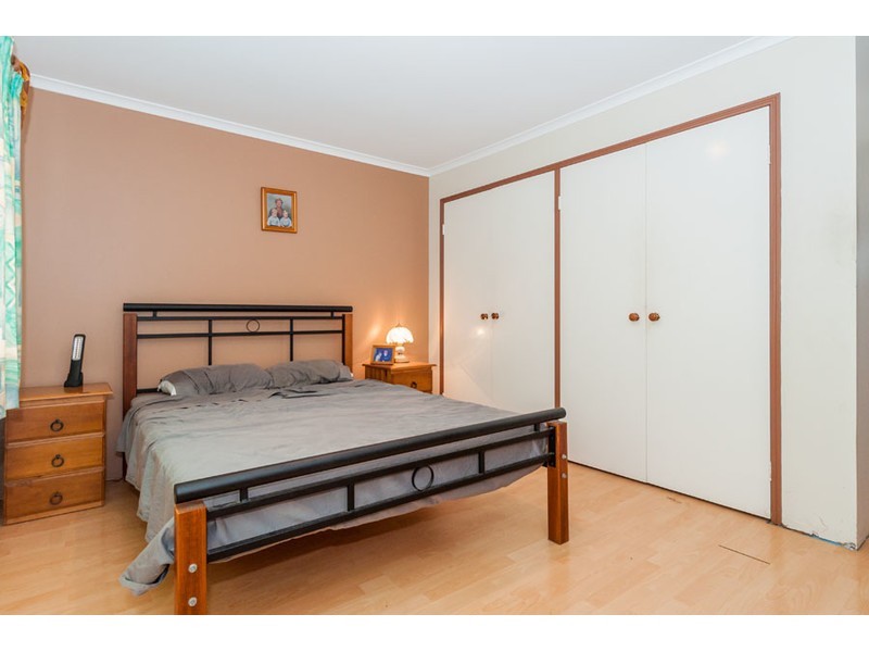 1/146 Whiting Street, Labrador QLD 4215