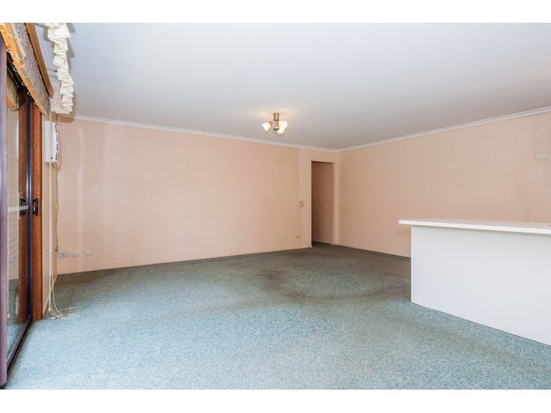 2/21 Telopea Street, Labrador QLD 4215