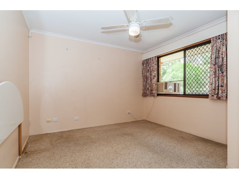 2/21 Telopea Street, Labrador QLD 4215