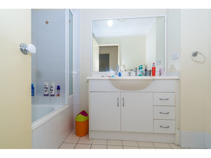 10/183 Government Road, Labrador QLD 4215