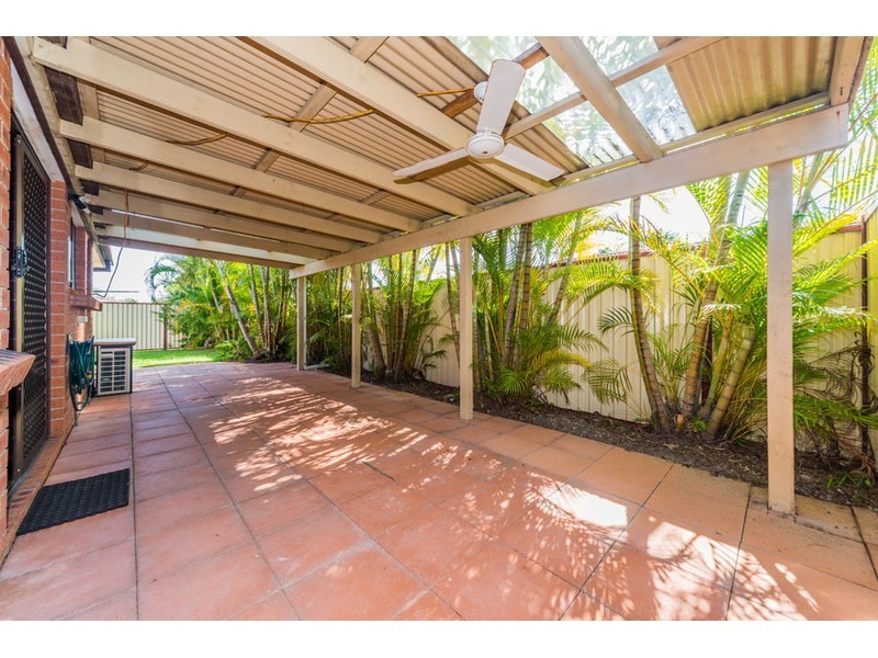 1/19 Stephenson Street, Labrador QLD 4215