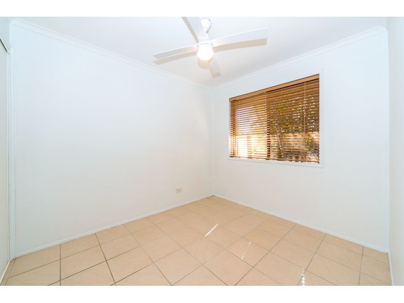 1/19 Stephenson Street, Labrador QLD 4215