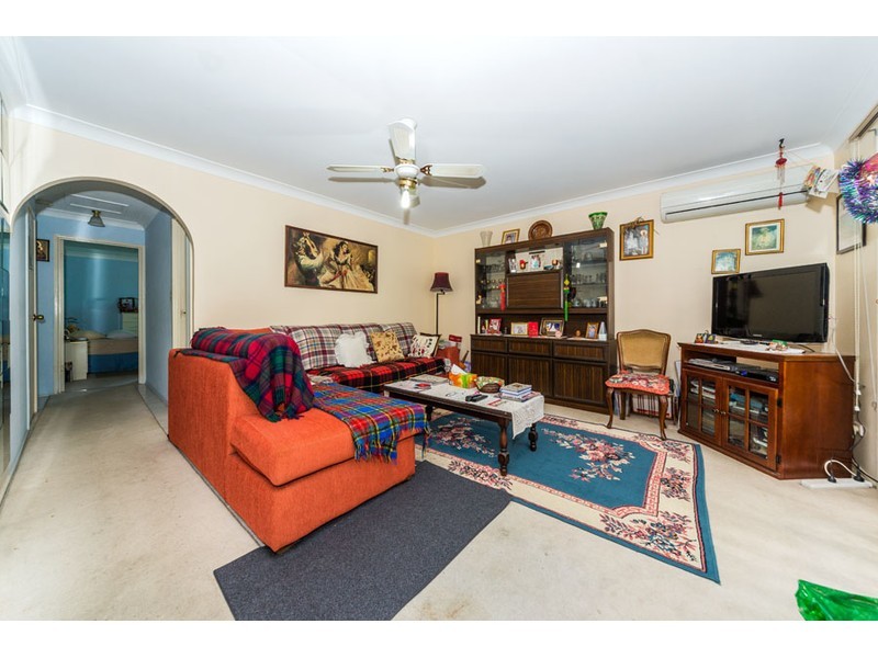 16 Kylie Street, Arundel QLD 4214