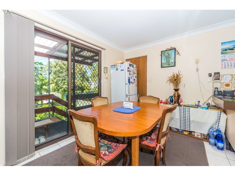 16 Kylie Street, Arundel QLD 4214