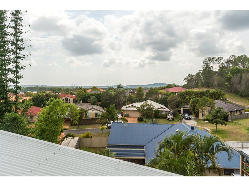 7/16 Honolulu Rise, Pacific Pines QLD 4211