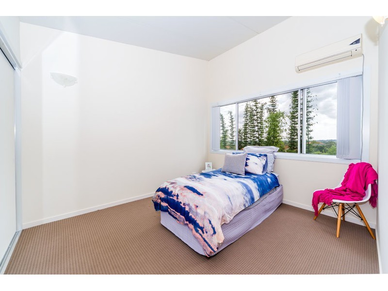 7/16 Honolulu Rise, Pacific Pines QLD 4211