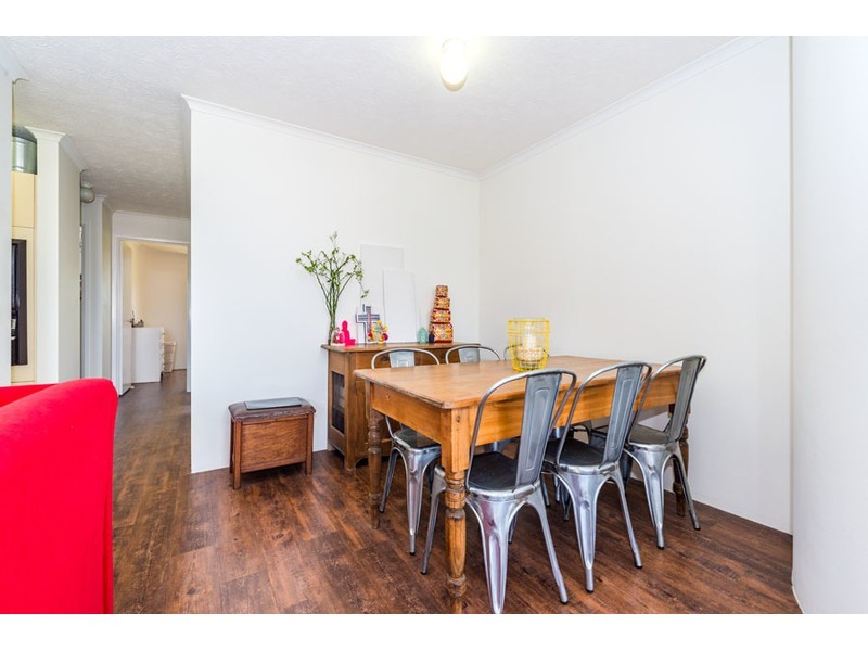 4/33 Whiting Street, Labrador QLD 4215