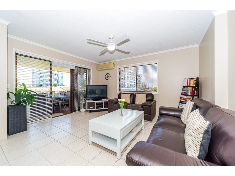 7/32 Imperial Parade, Labrador QLD 4215