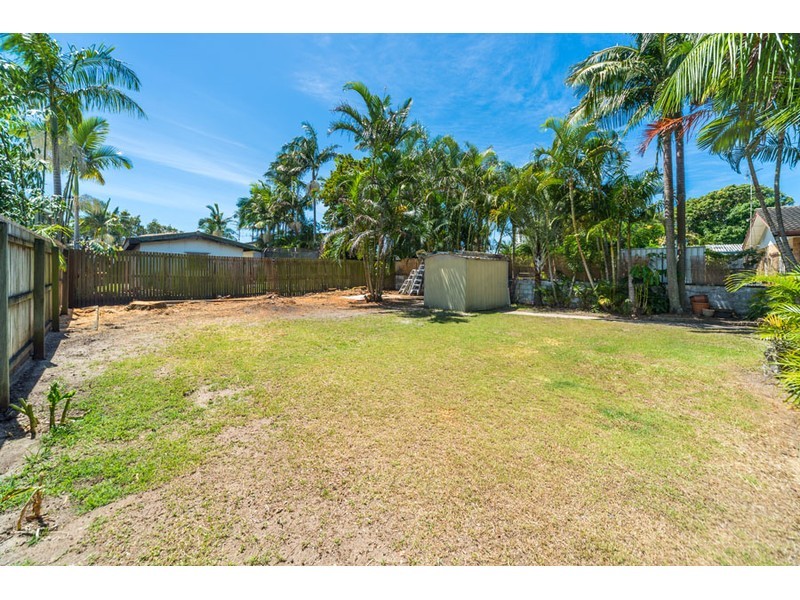 22 Reynolds Avenue, Labrador QLD 4215