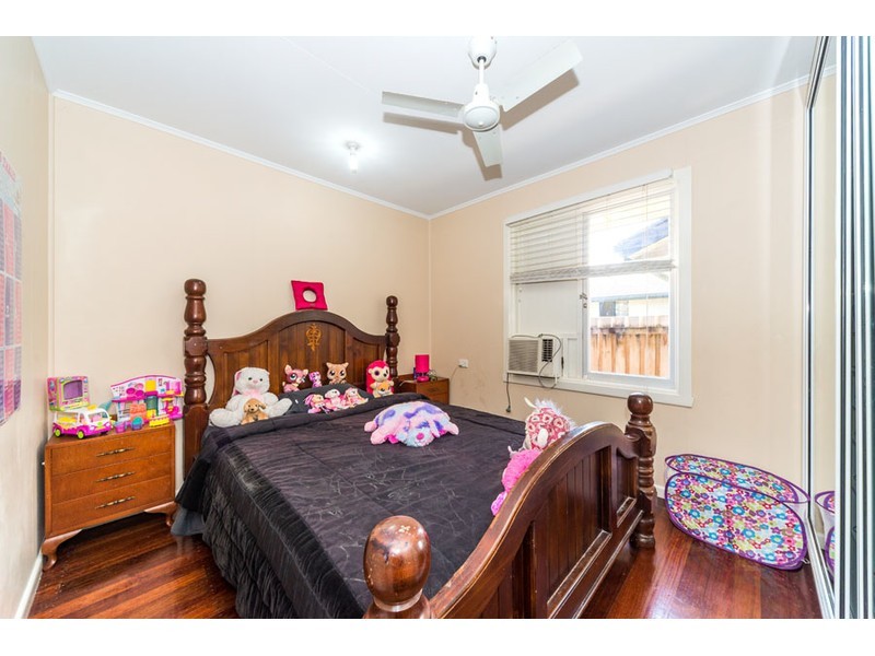 22 Reynolds Avenue, Labrador QLD 4215