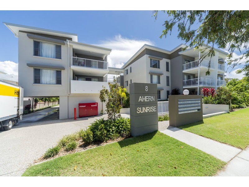 20/8 Ahern Street, Labrador QLD 4215