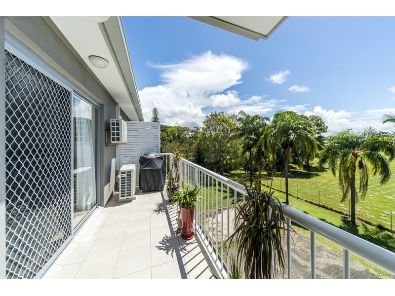 20/8 Ahern Street, Labrador QLD 4215