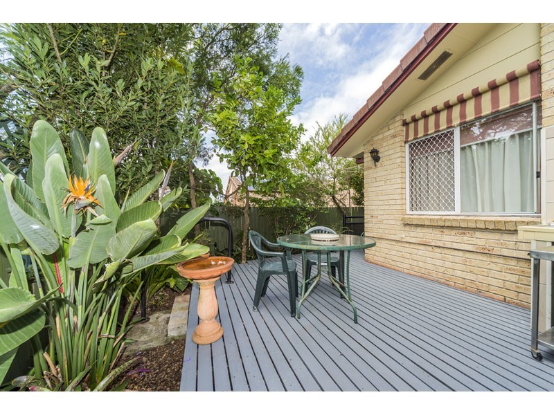 1/8 Clovelly Place, Labrador QLD 4215
