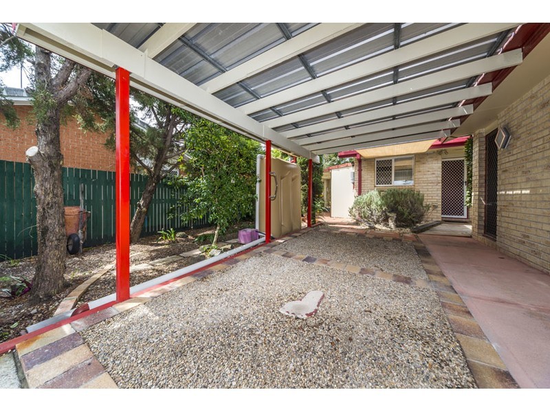 1/8 Clovelly Place, Labrador QLD 4215