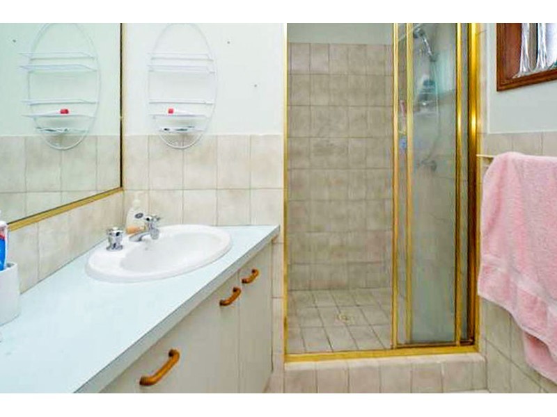 301 Central Street, Arundel QLD 4214