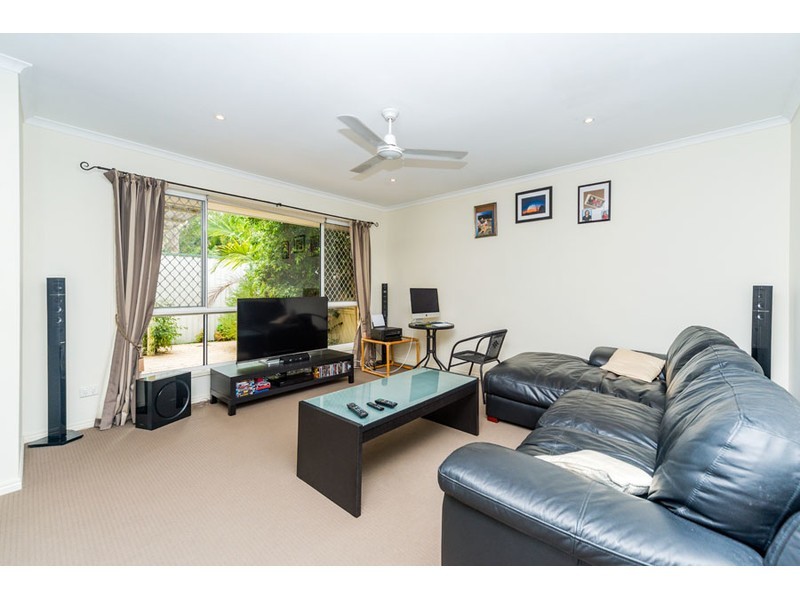 9/17 McMillan Street, Labrador QLD 4215