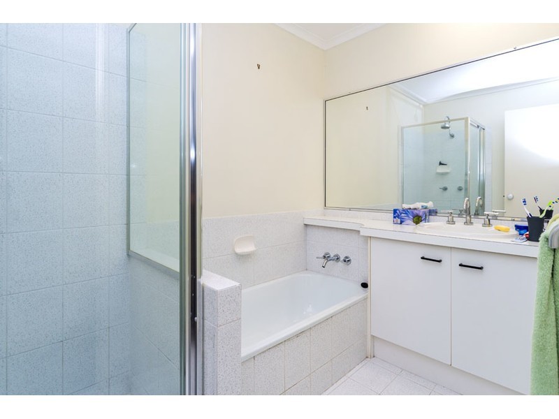 9/17 McMillan Street, Labrador QLD 4215