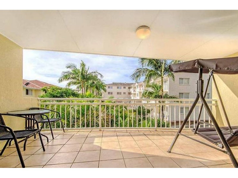 30/16 Sykes Court, Southport QLD 4215
