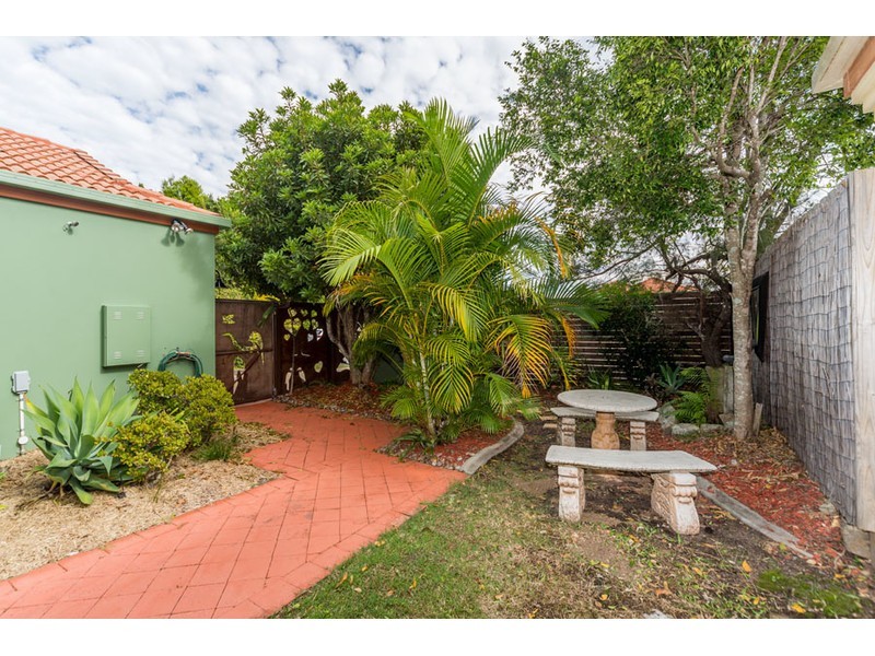 32 Zac Avenue, Coombabah QLD 4216