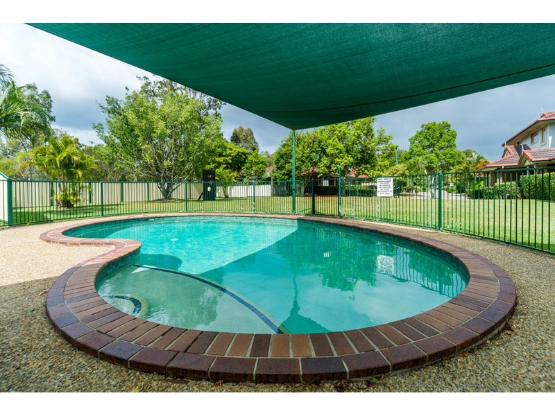 2/154 Central Street, Labrador QLD 4215