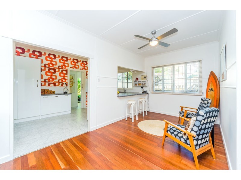 66 Central Street, Labrador QLD 4215