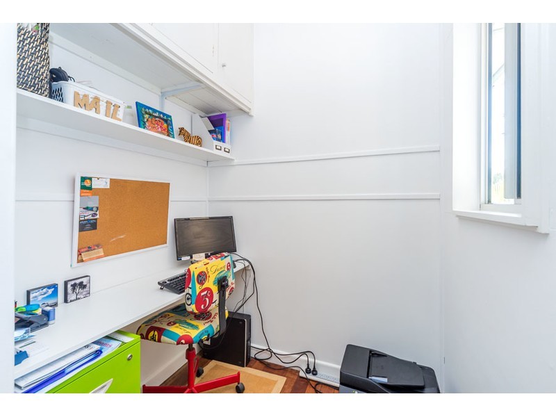 66 Central Street, Labrador QLD 4215