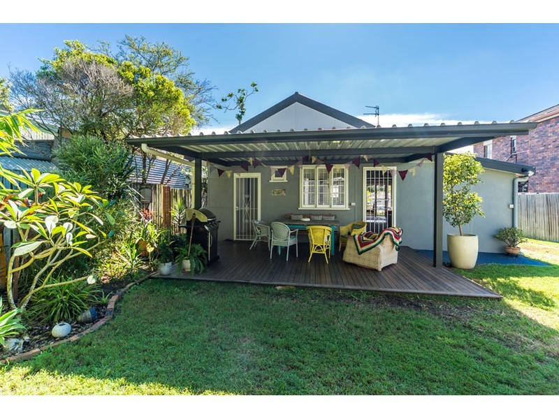 66 Central Street, Labrador QLD 4215