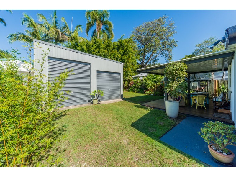 66 Central Street, Labrador QLD 4215